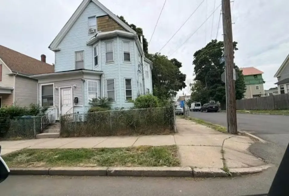 81 Jackson Street Lynn, MA 01902, Essex County