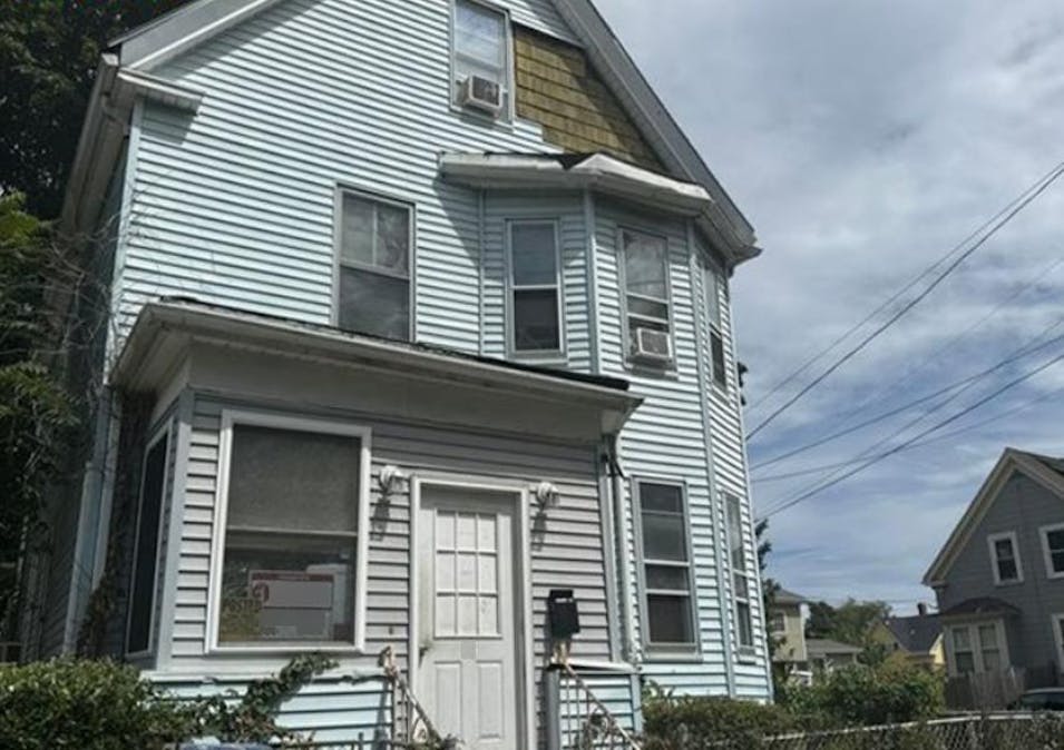 81 Jackson Street Lynn, MA 01902, Essex County