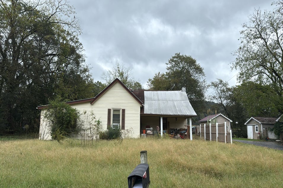 14 Brown Teal Rd Petersburg, TN 37144, County Unknown County