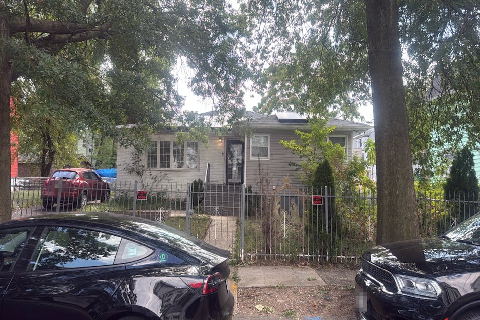 56 58 Plymouth St Newark, NJ 07106, Essex County