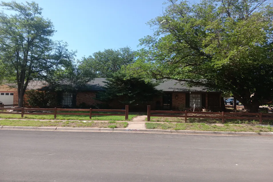 1915 55th Street Lubbock, TX 79412, Lubbock County