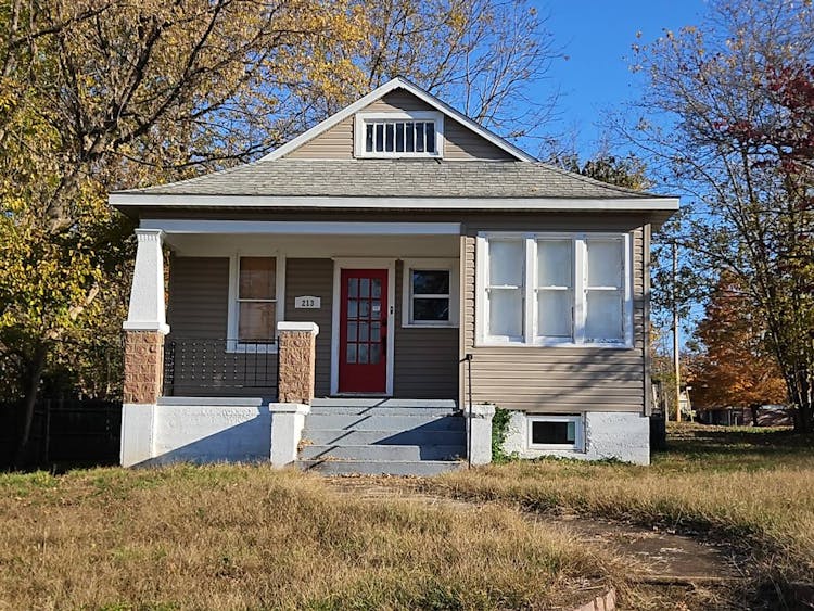 213 E Walnut St Arcadia, MO 63621, Iron County