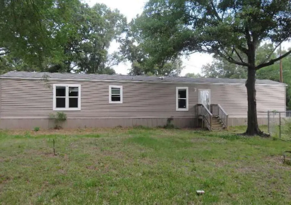 4519 N Lakeshore Dr Shreveport, LA 71107, Caddo Parish County