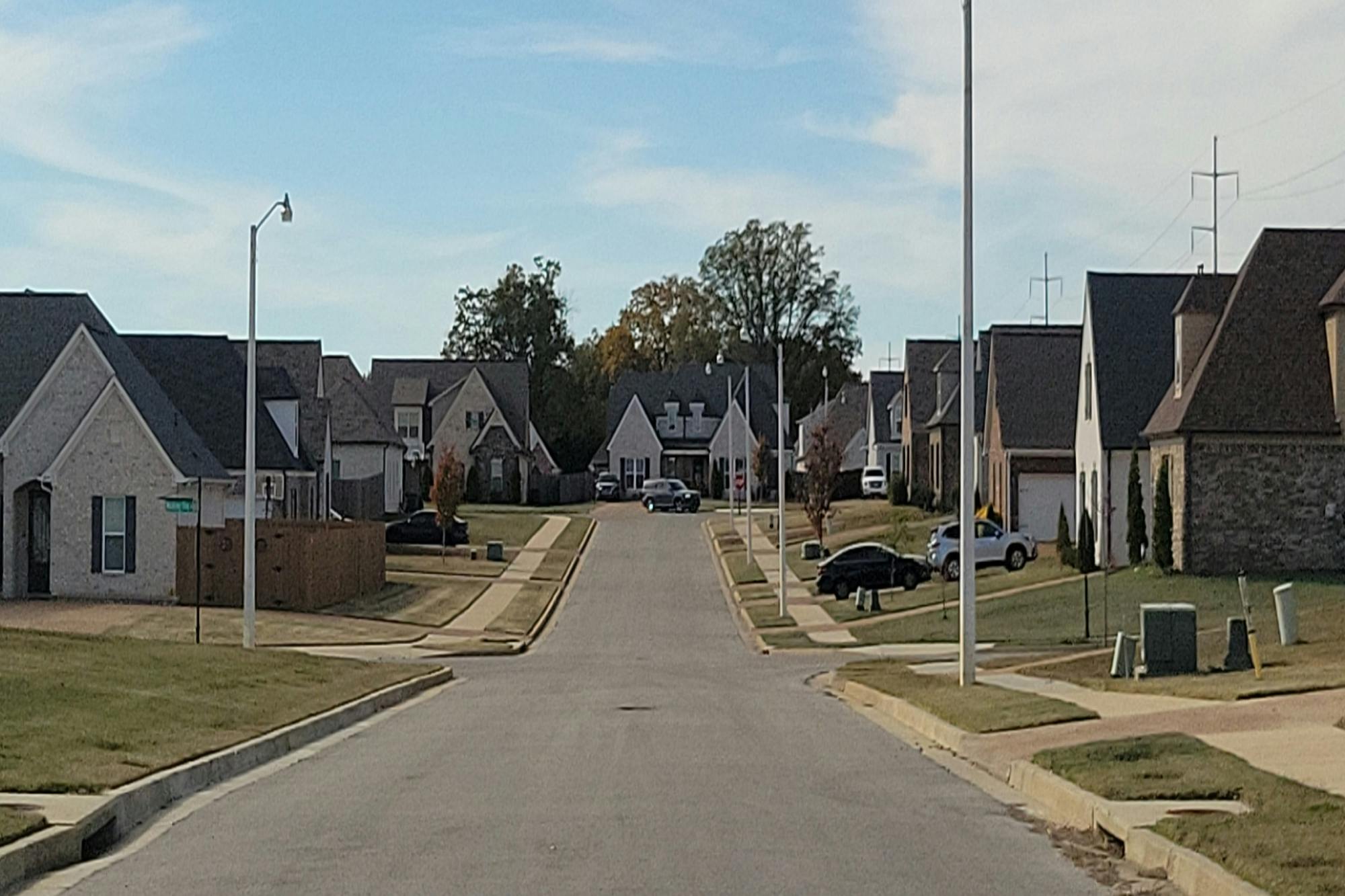 Kreunen St, Nesbit, MS 38651