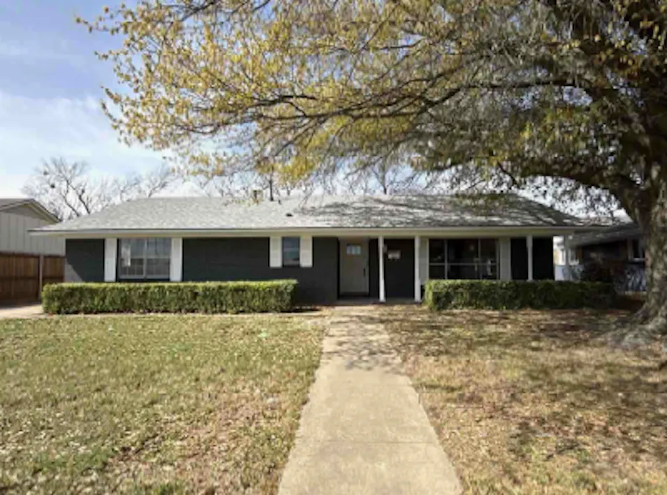 1808 Robin Dr Sherman, TX 75092, Grayson County