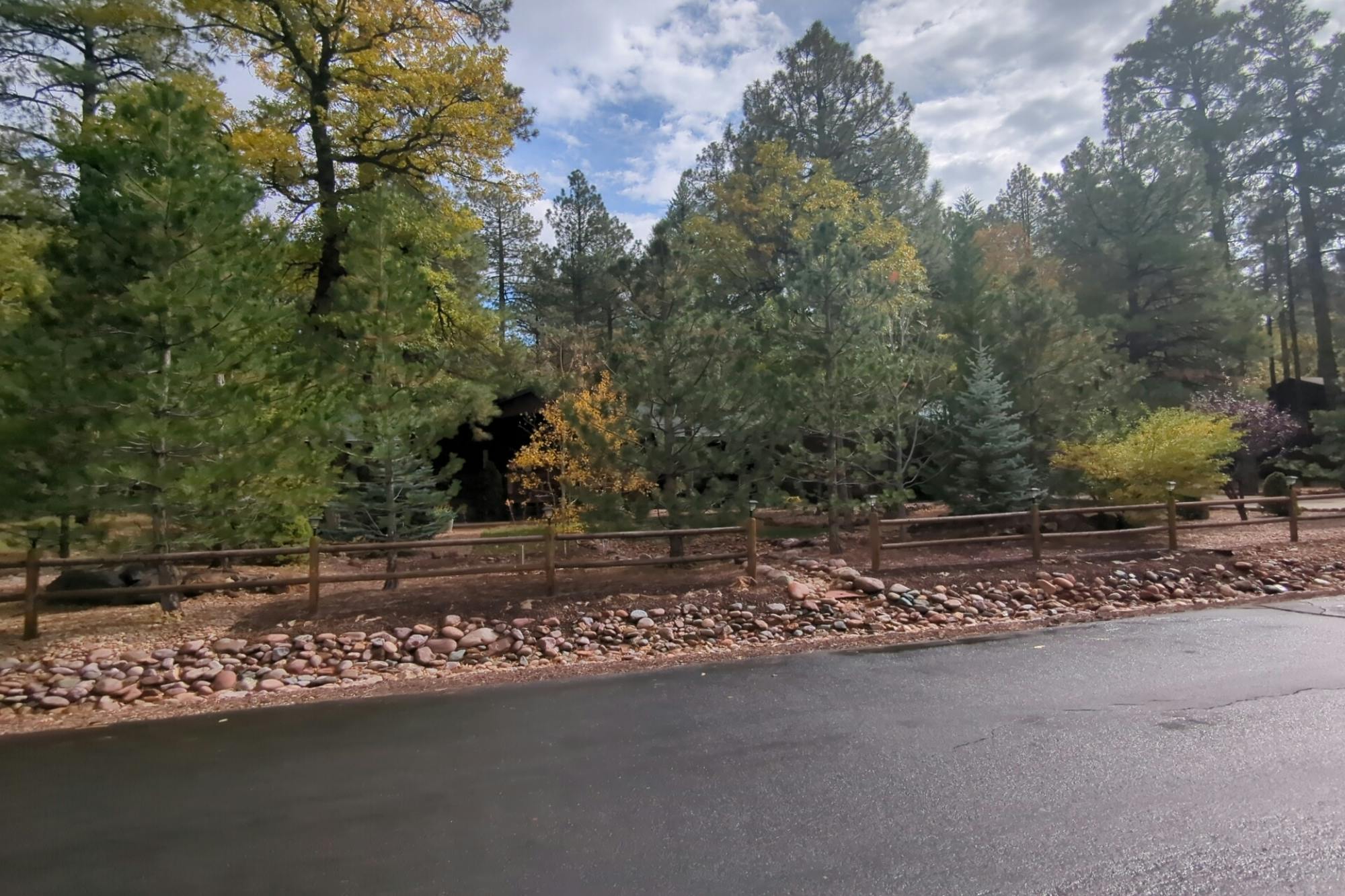 Pinetree Ln, Pinetop, AZ 85935