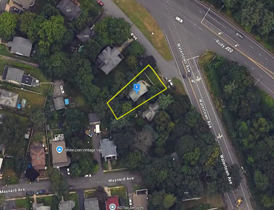 813 Watertown Avenue Waterbury, CT 06708, New Haven County