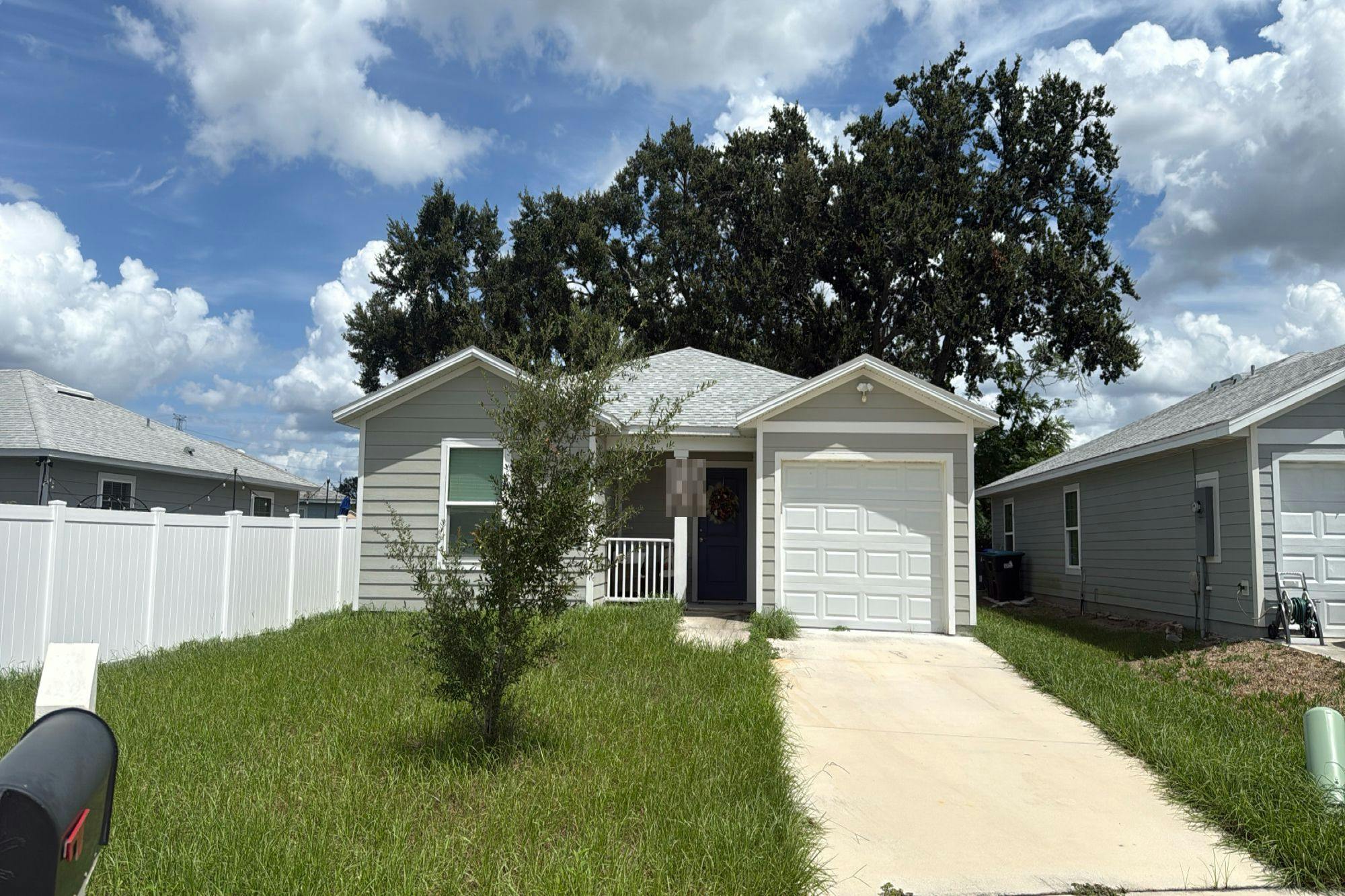 Tristan Ct, Hughson, CA 95326
