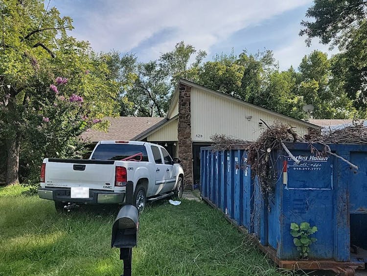 829w Boston St Broken Arrow, OK 74012, Tulsa County