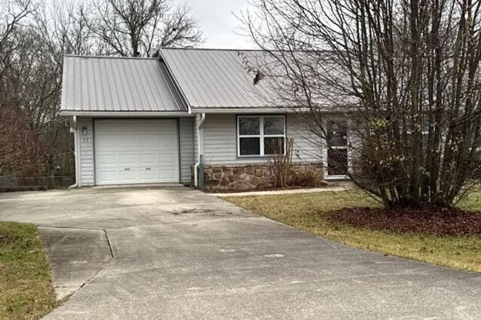 33 Wood Ln Sparta, TN 38583, Cumberland County