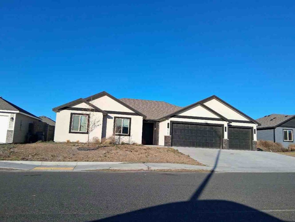 10709 Silverbright Dr Pasco, WA 99301, Franklin County