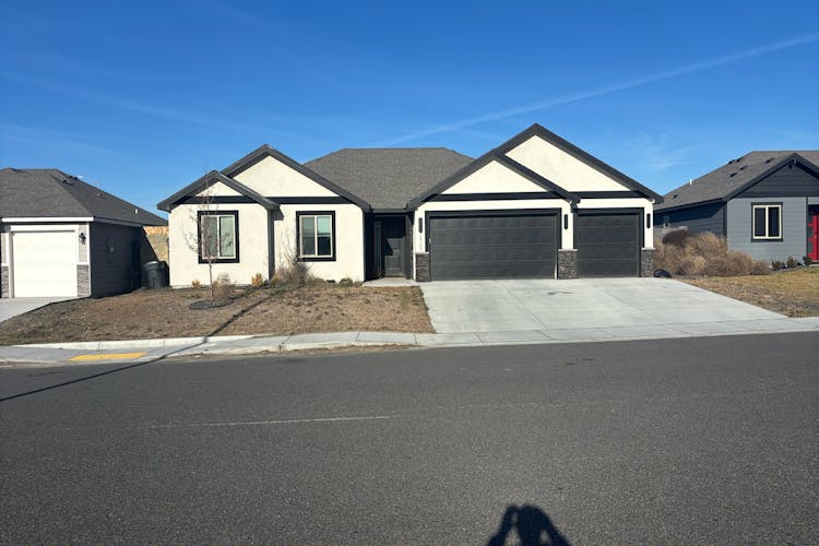 10709 Silverbright Dr Pasco, WA 99301, Franklin County