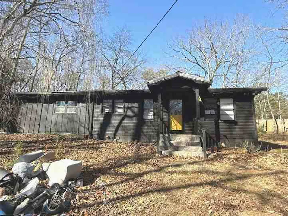 3175 Wallace Lake Road Douglasville, GA 30135, Douglas County