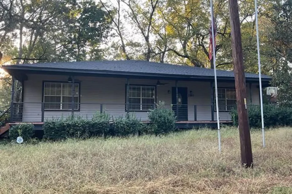 280 Albatross Dr Winnsboro, TX 75494, Wood County
