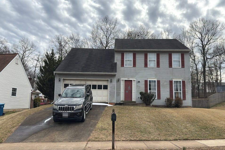 308 Cardinal Glen Cir Sterling, VA 20164, Loudoun County