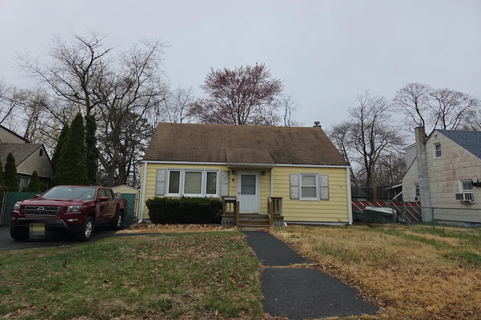 6 North Court Spotswood, NJ 08884, Middlesex County