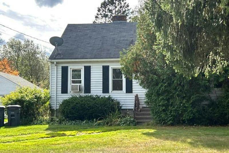 16th St, Milwaukee, WI 53215