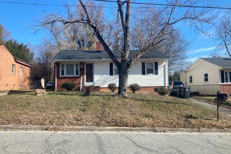 2511 Old Chapman Street Greensboro, NC 27403, Guilford County