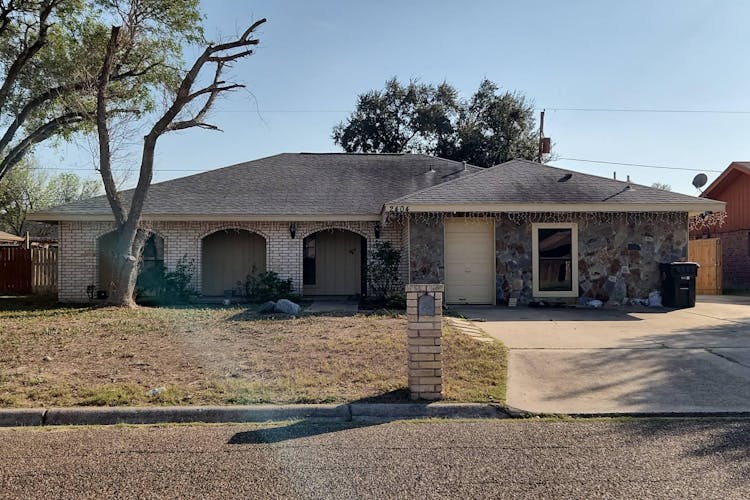 2404 Cottonwood St Mission, TX 78574, Hidalgo County