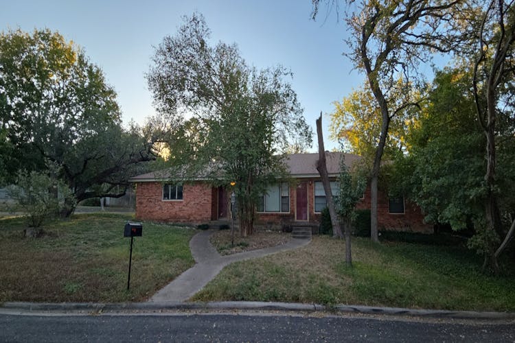 7800 Tallahassee Rd Woodway, TX 76712, McLennan County