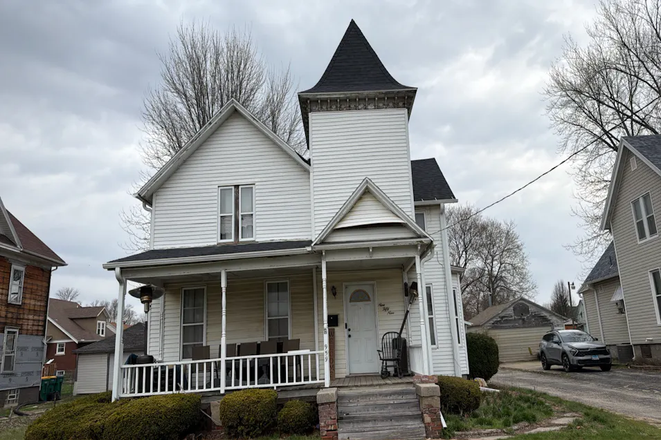 959 W Main St Galesburg, IL 61401, Knox County