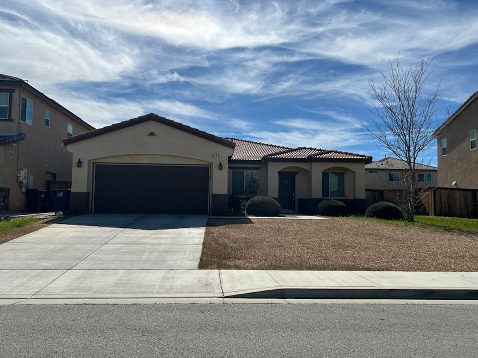 3550 Half Dome Ave Rosamond, CA 93560, Kern County