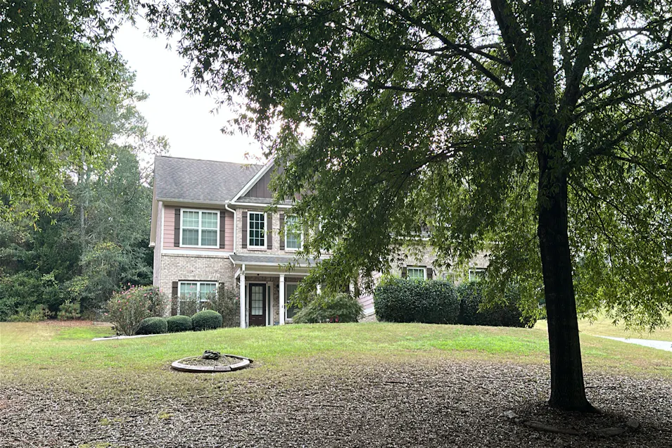 2520 Lois Ct Loganville, GA 30052, Walton County