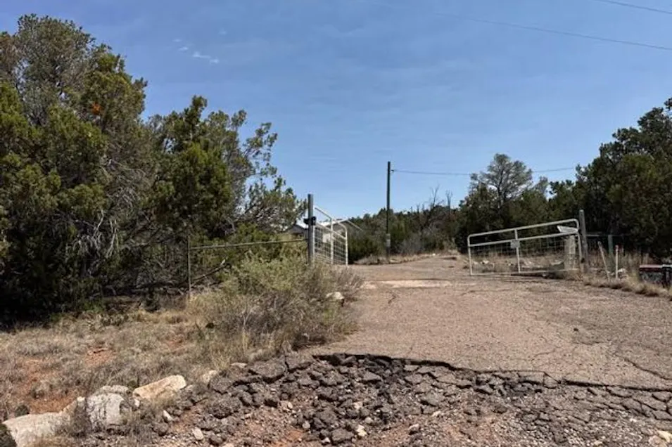 10 Sabrina Rd Moriarty, NM 87035, Torrance County