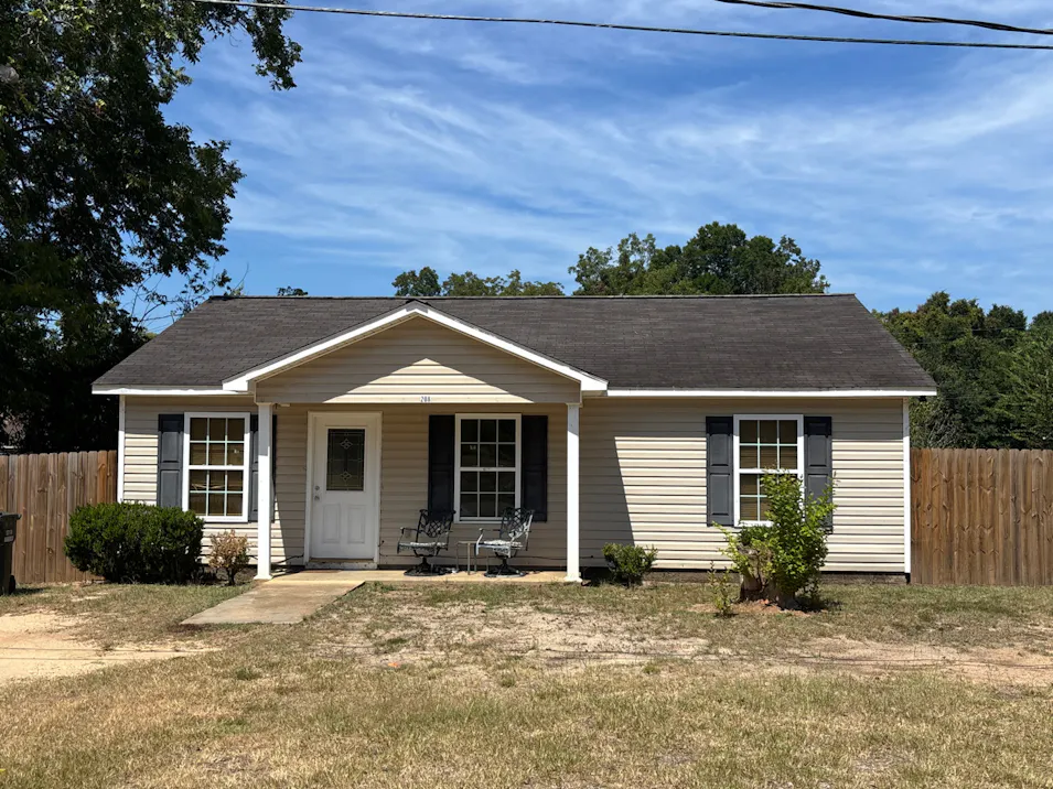 208 Columbia St Bainbridge, GA 39819, Decatur County