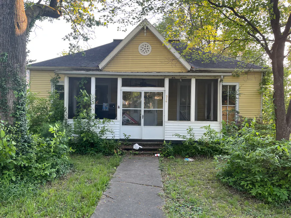 914 N Cherry St Mount Carmel, IL 62863, Wabash County