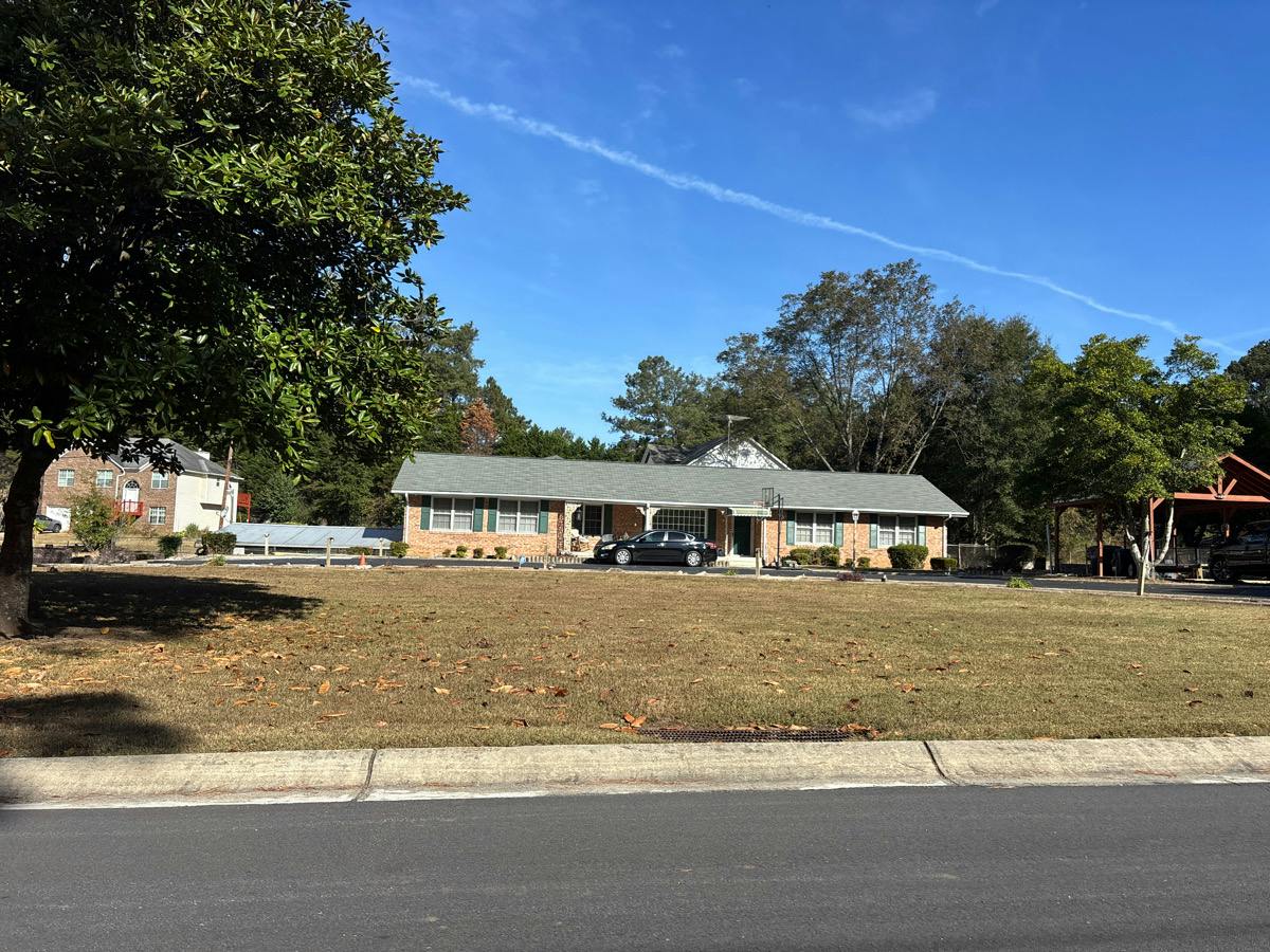 Easy St, Riverdale, GA 30274