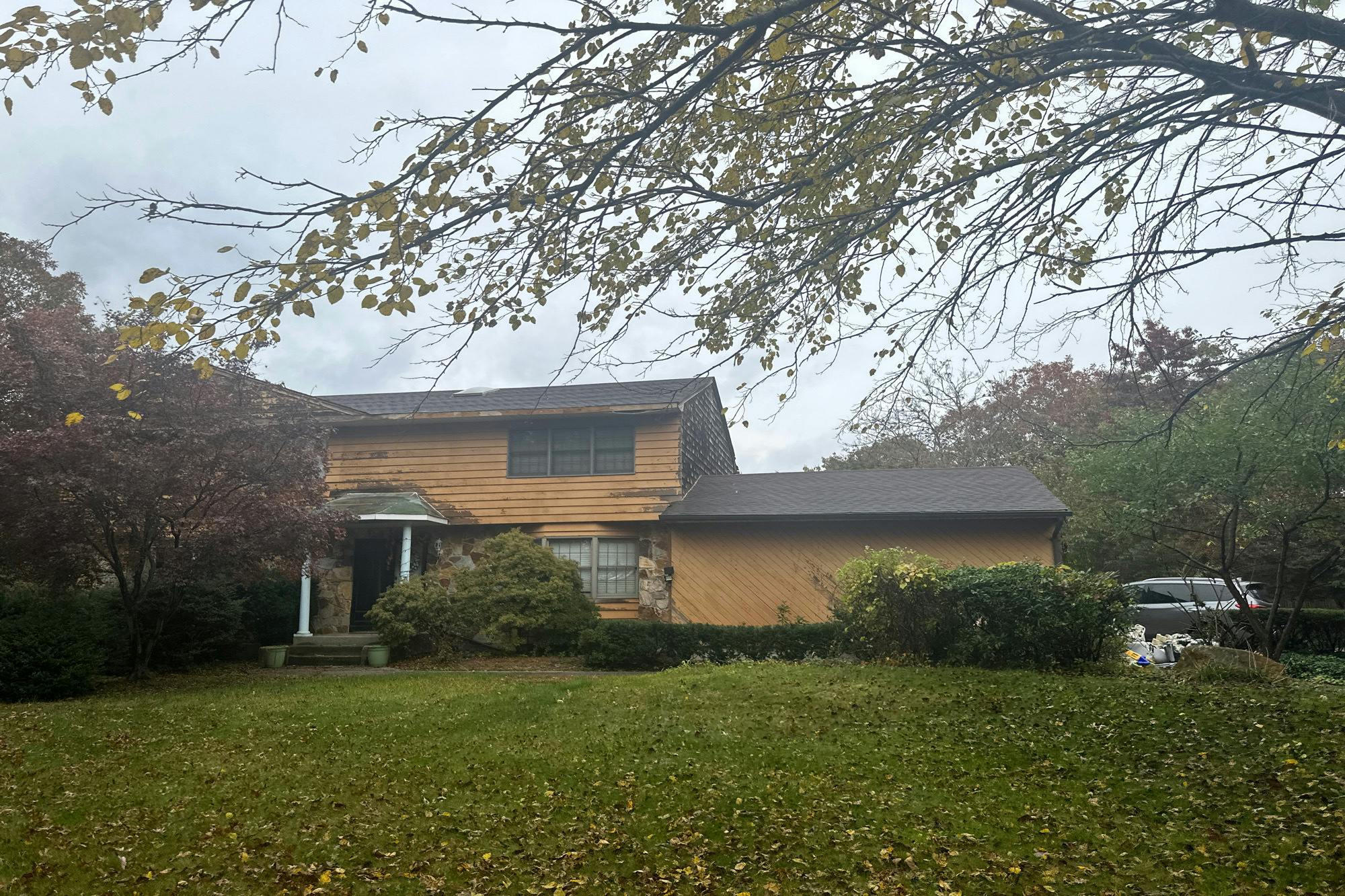 Candlewood Path, Dix Hills, NY 11746 #1