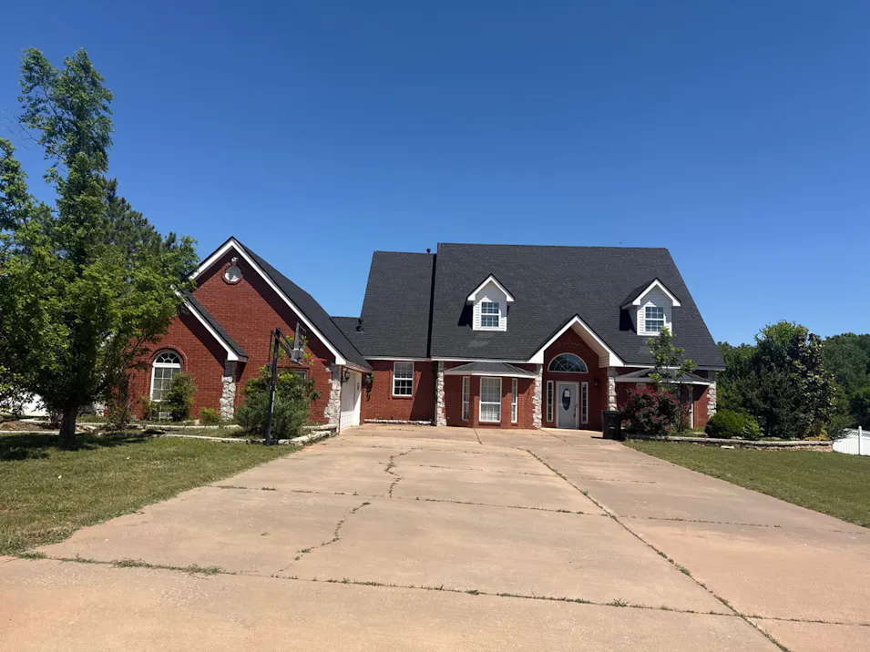 1930 Deer Trl Purcell, OK 73080, McClain County