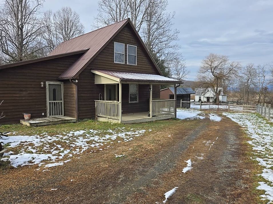 2875 Sylvatus Smith Road Hillsville, VA 24343, Carroll County