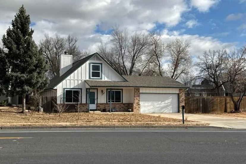 1545 Jet Wing Dr