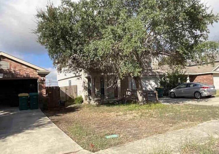 10235 Crystal View Universal City, TX 78148, Bexar County