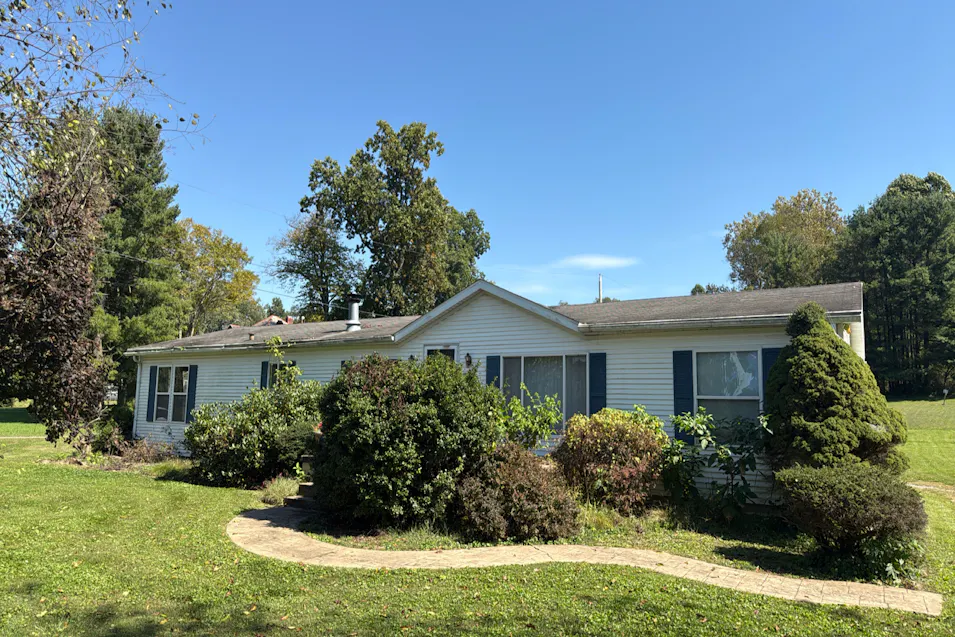 1784 Masonic Park Rd Marietta, OH 45750, Washington County
