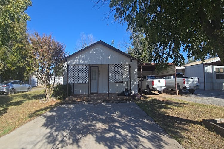 501 South Walnut Street Holliday, TX 76366, Archer County