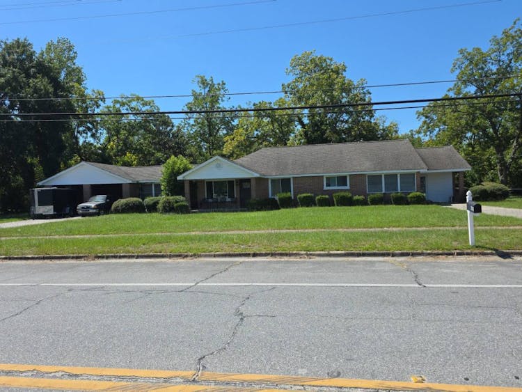 201 Coleman Ave East Dublin, GA 31027, Laurens County