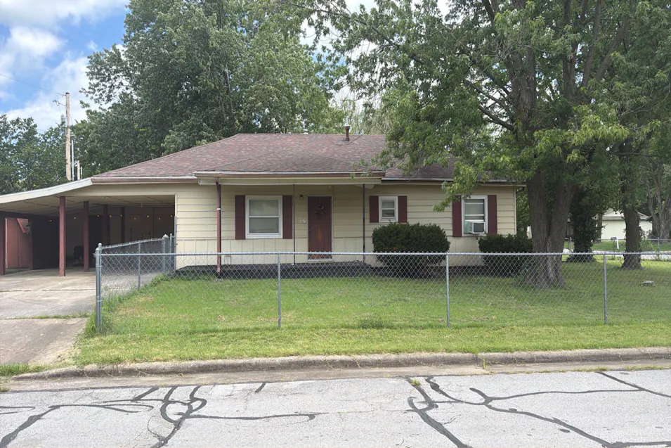 1524 S McKinley Ave Joplin, MO 64801, Jasper County