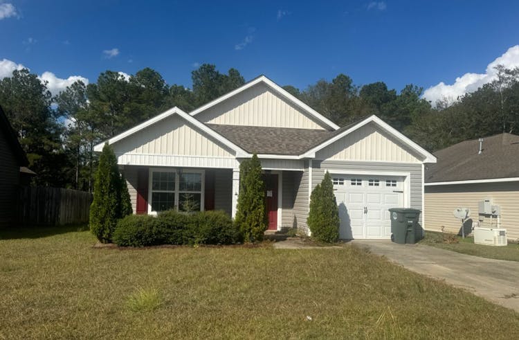 300 Jasmine Circle Enterprise, AL 36330, Coffee County