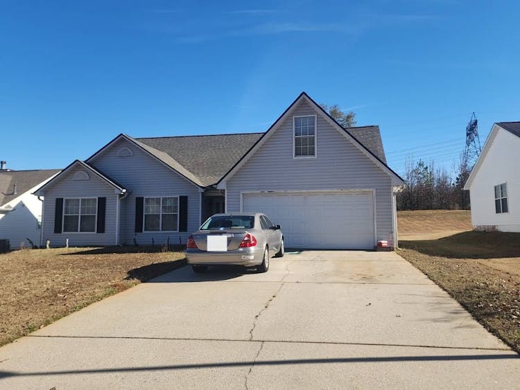 12326 Riviera Drive Fayetteville, GA 30215, Clayton County