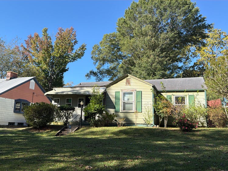 416 Knox Ave Anniston, AL 36207, Calhoun County