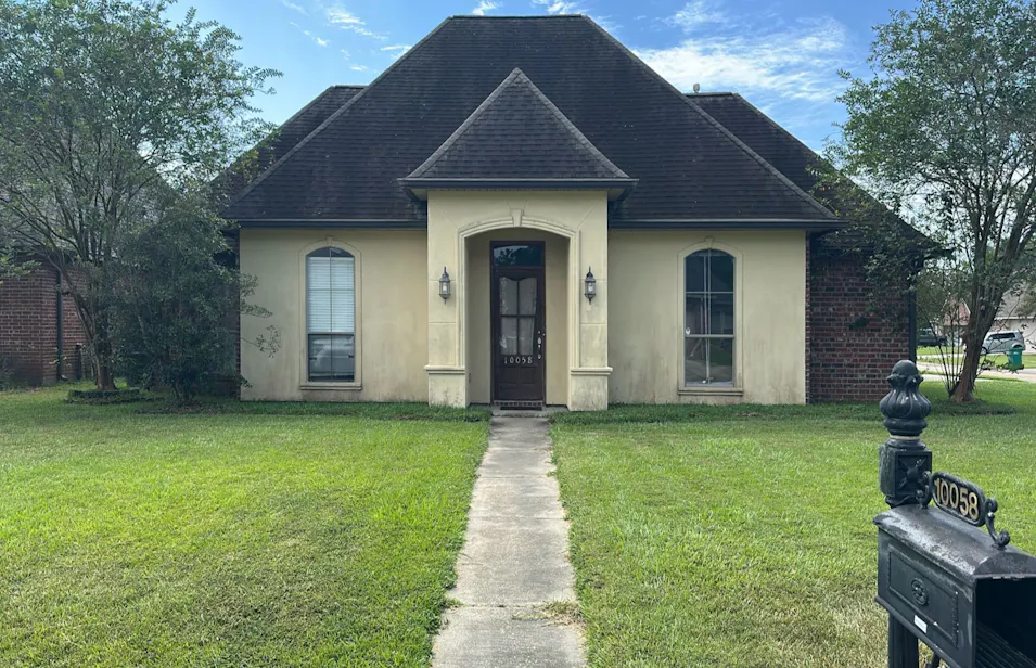 10058 Chanel Drive Denham Springs, LA 70706, Livingston County