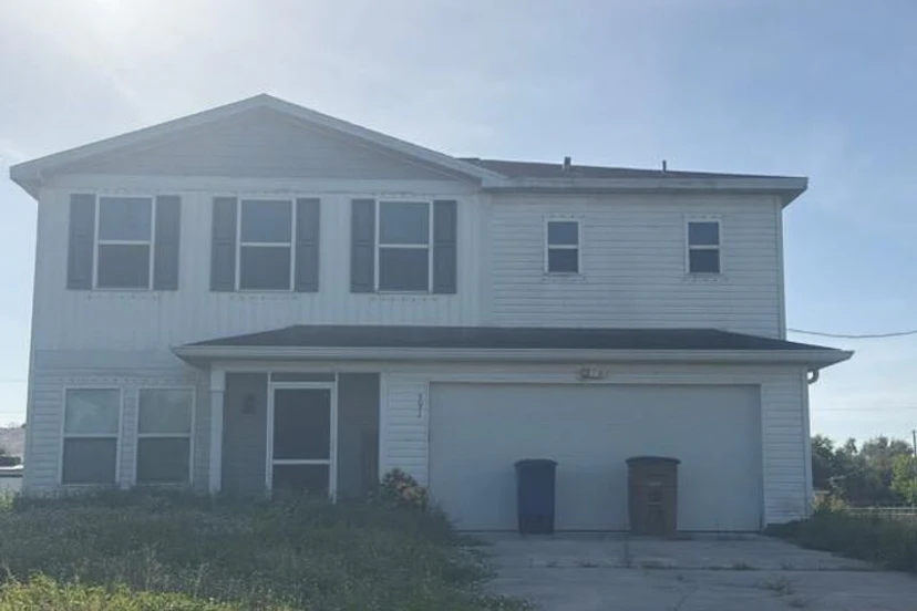 391 Palora Ave