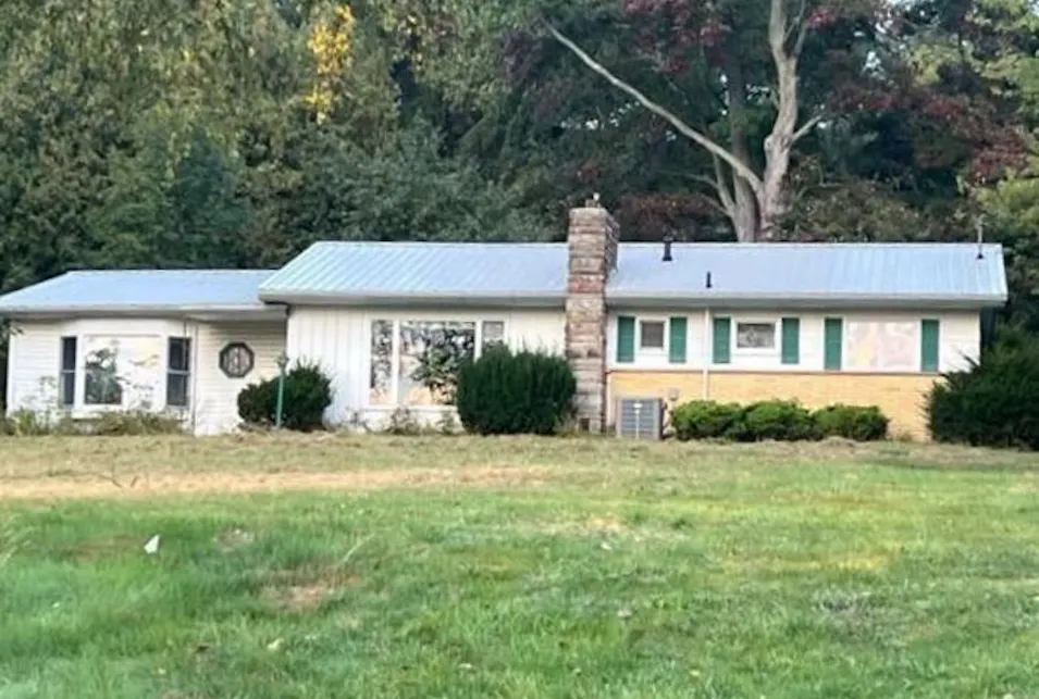 3760 S Sheridan Rd Sheridan, MI 48884, Montcalm County