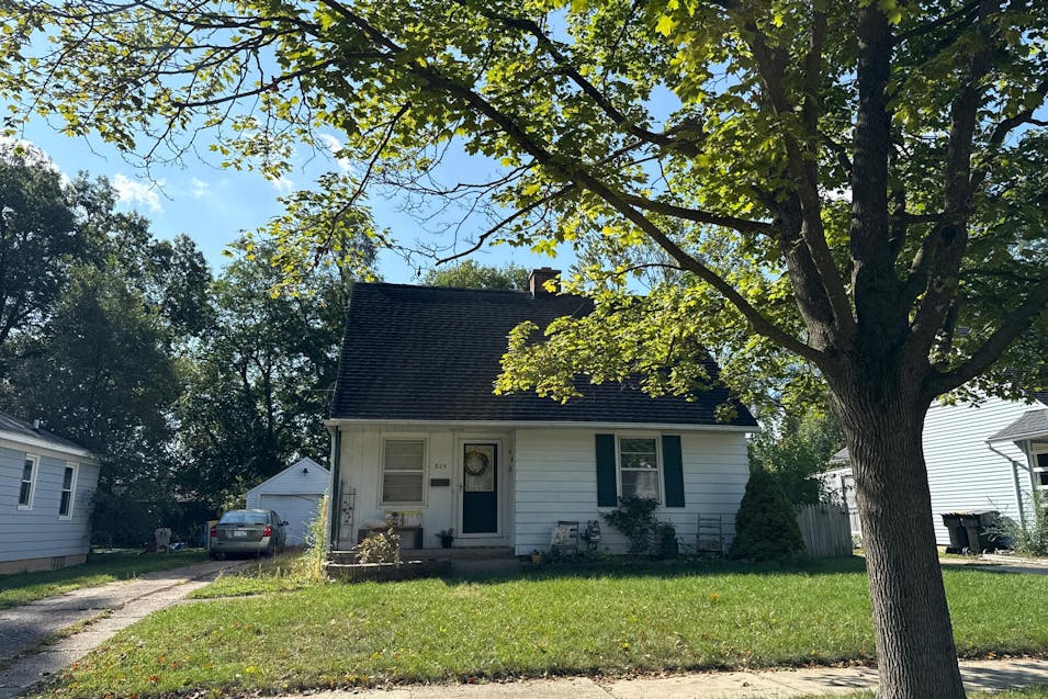 824 Colrain St SW Wyoming, MI 49509, Kent County