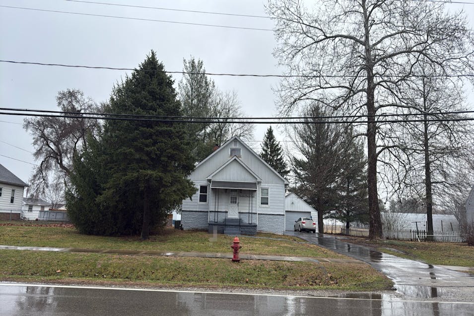 1248 N. 7th St. Riverton, IL 62561, Sangamon County