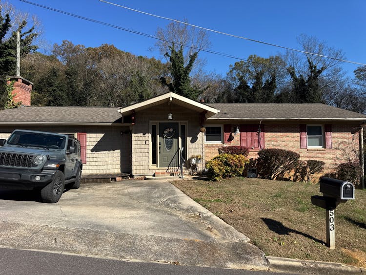 503 4th St NW Fort Payne, AL 35967, Dekalb County