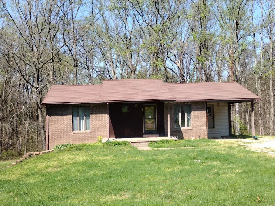 4882 N Hunter Rd Campbellsburg, IN 47108-6232, Washington County